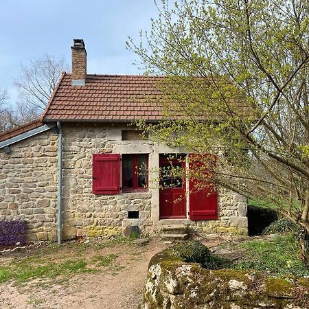Maison Du Petit Poete Quarre-les-Tombes Экстерьер фото